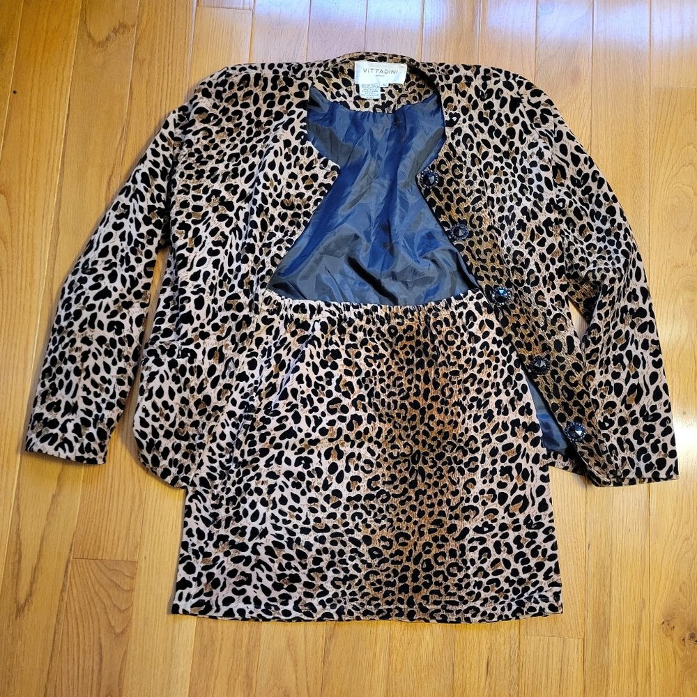 Late 80's VITTADINI leopard velvet suit